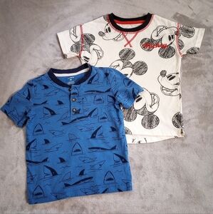 Boys 2 Tees Tshirts Shark Theme Disney Mickey Head Drawings 5 T